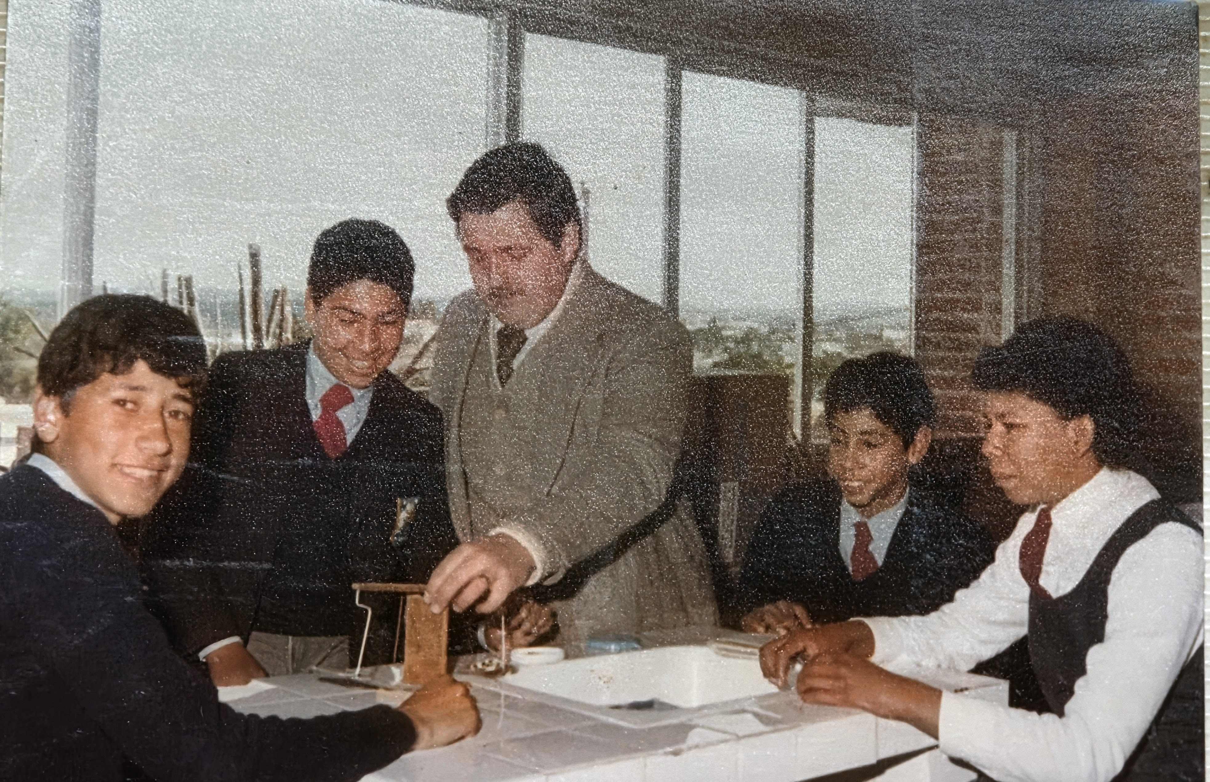 Registro histórico de estudiantes y docentes en clase